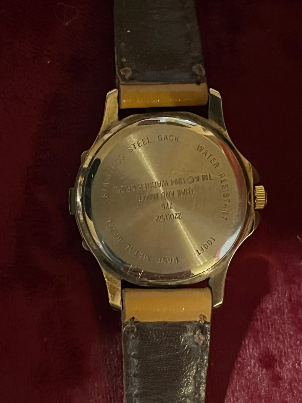 Armitron Tweety Watch with Yellow Leather Strap and Gold Accents new battery